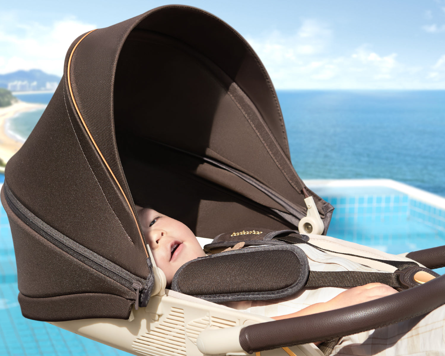 V16 MAX XXL canopy with UPF 50+ sun protection